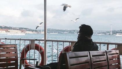 JIUYOU GAMING-明星运动员线上见面会粉丝热情高涨，运动员找明星